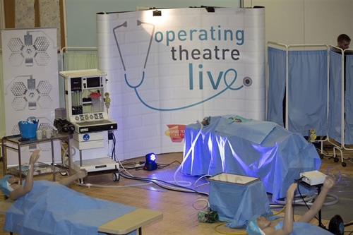 Students take part in Operating Theatre Live!