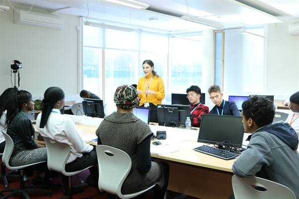 Sixth Form Debating Club